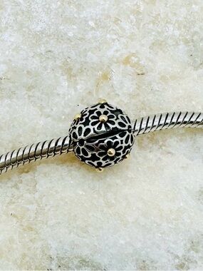 EUC Pandora Sterling Silver & 14k Gold Lazy Daisy Designer Clip